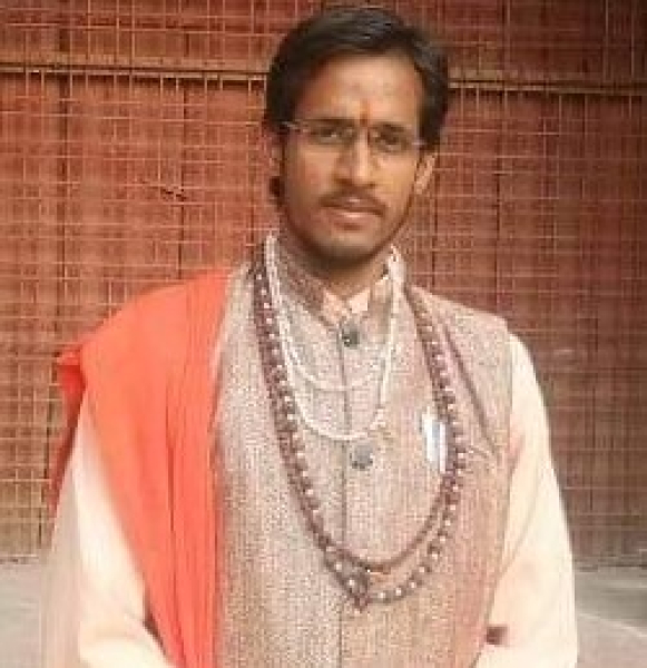 Pt. Khemeshwar Puri Goswami